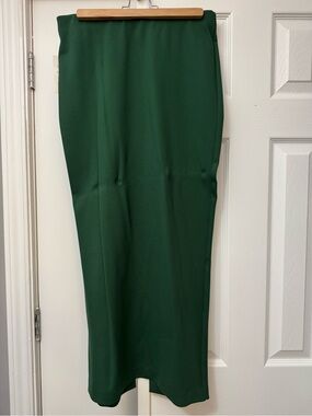 Elegant Emerald High-Waist Pencil Skirt